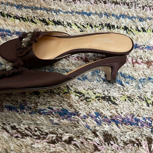Simply Vera wang brown open toe mules - Picture 3 of 5